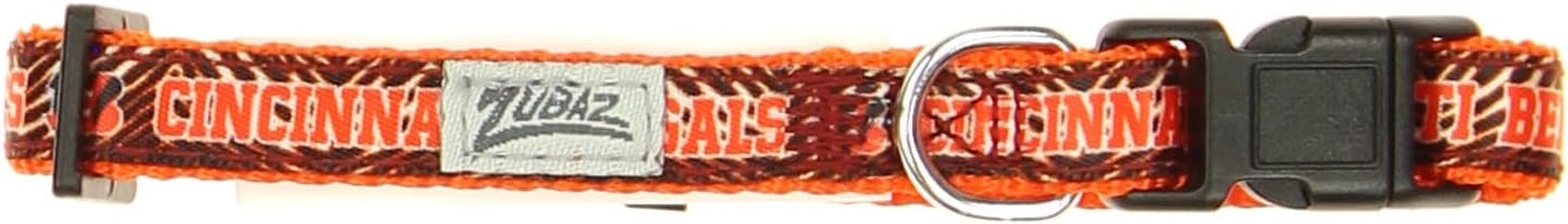 Zubaz NFL Team Adjustable Pet Collar for Dogs & Cats, Pittsburgh Steelers, Medium